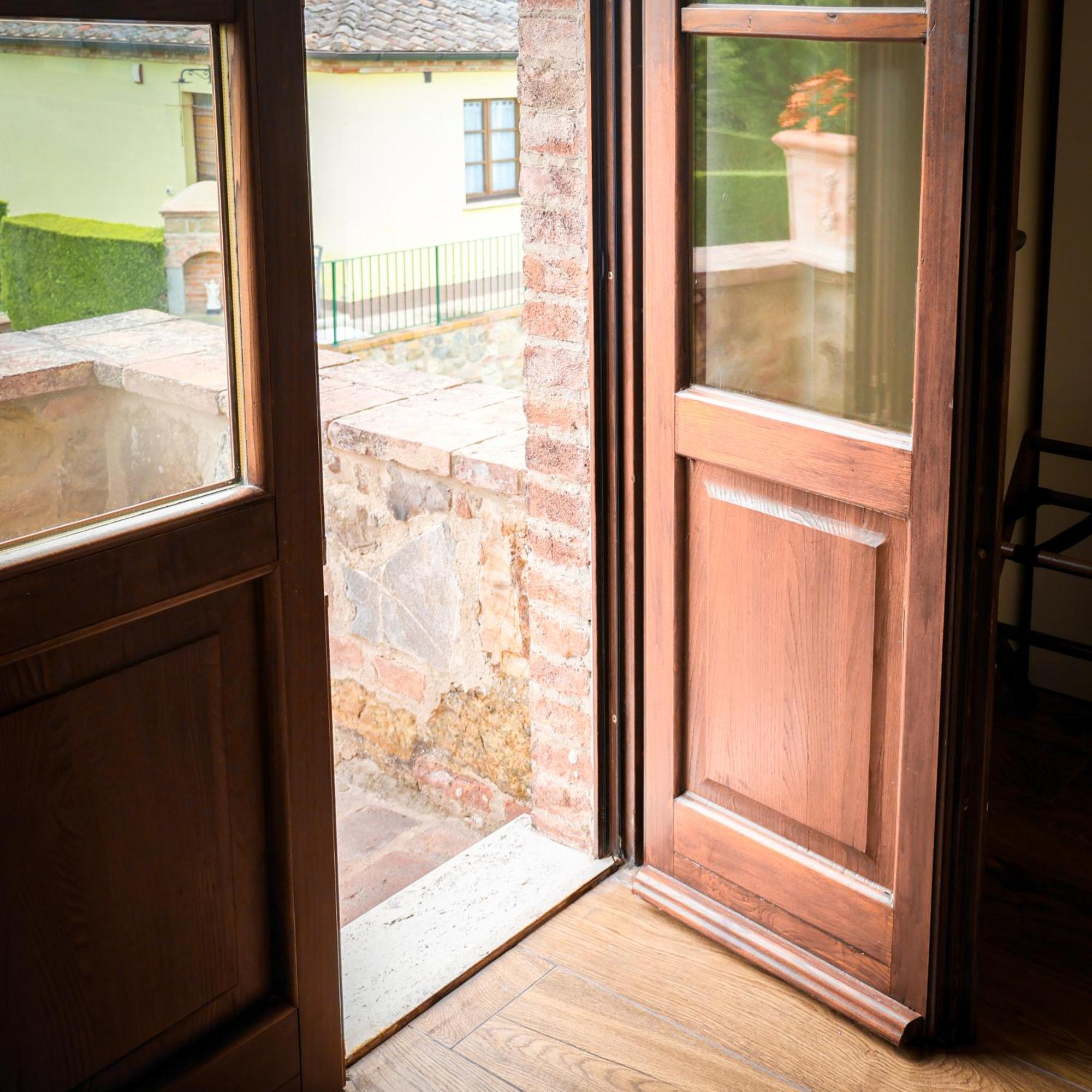 Poggio Paradiso Resort & Spa Montefollonico Buitenkant foto