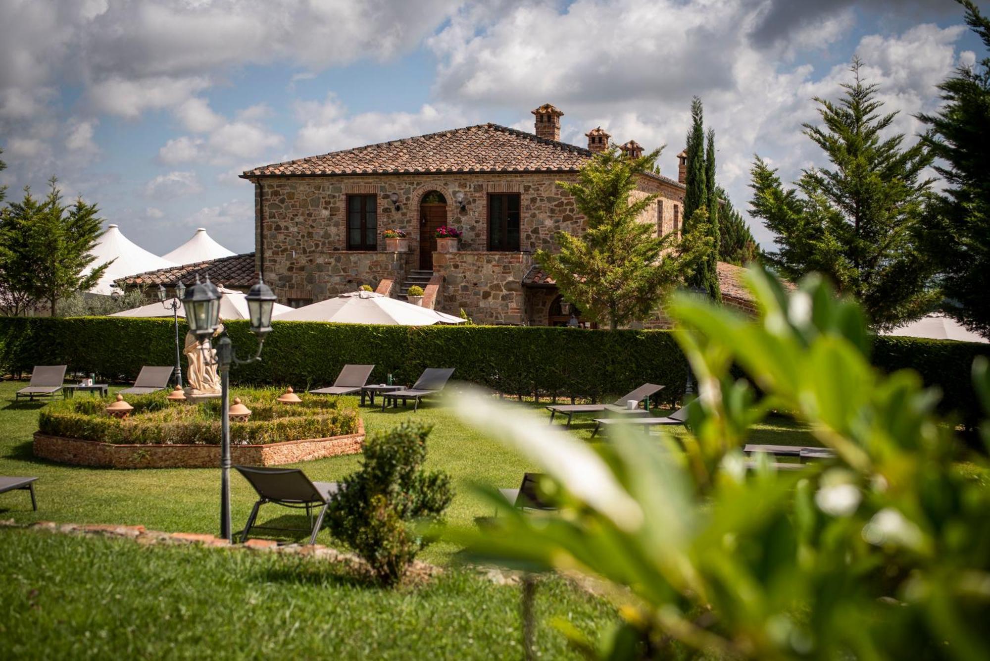 Poggio Paradiso Resort & Spa Montefollonico Buitenkant foto