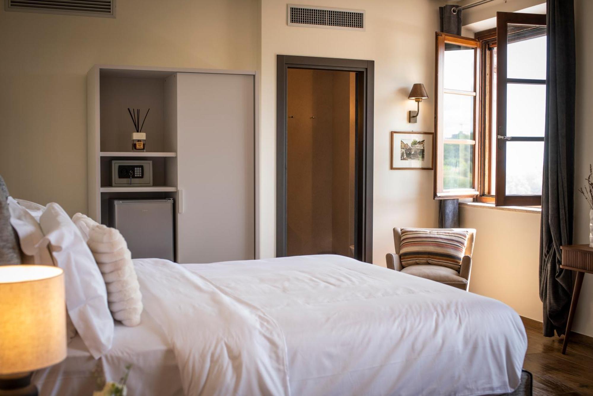 Poggio Paradiso Resort & Spa Montefollonico Buitenkant foto